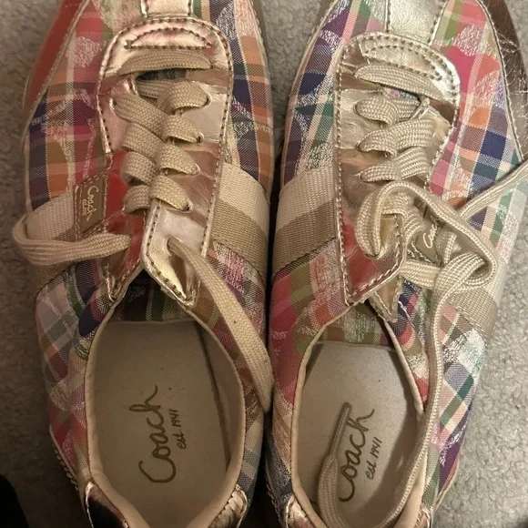 Coach size 6 spring sneakers - Picture 3 of 5